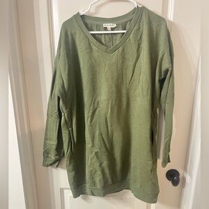 Zenana Outfitters Olive V-Neck Top